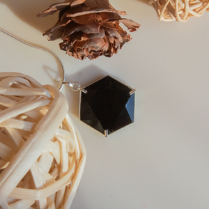 Pendants Black Obsdian categories